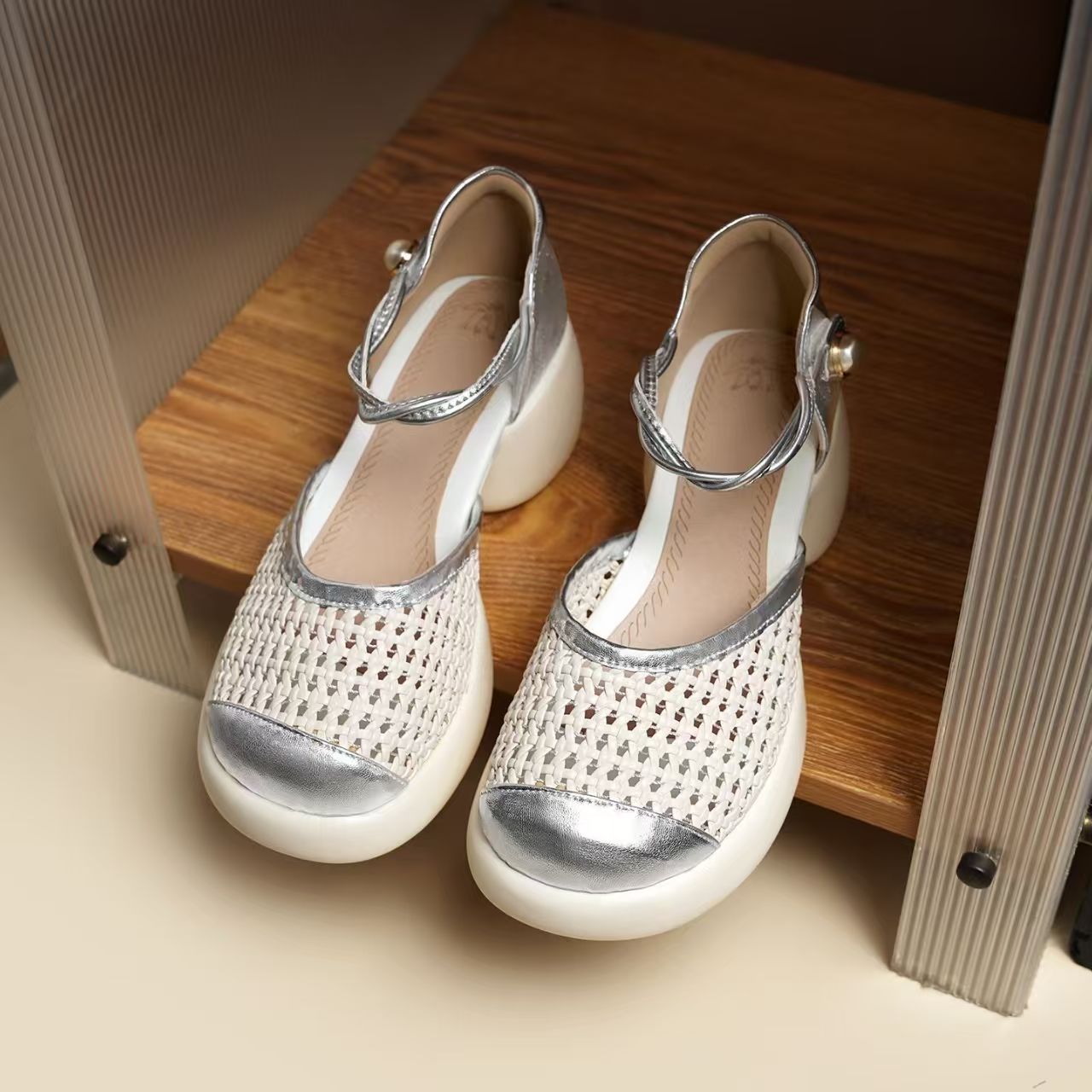 Women Genuine Leather Woven Ho – Velcro Hook Loop recenzja i cena